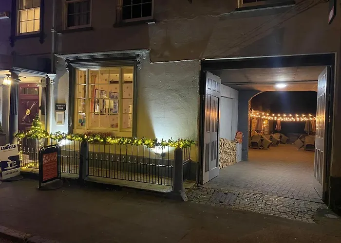 Stoneleigh House Boutique Hotel